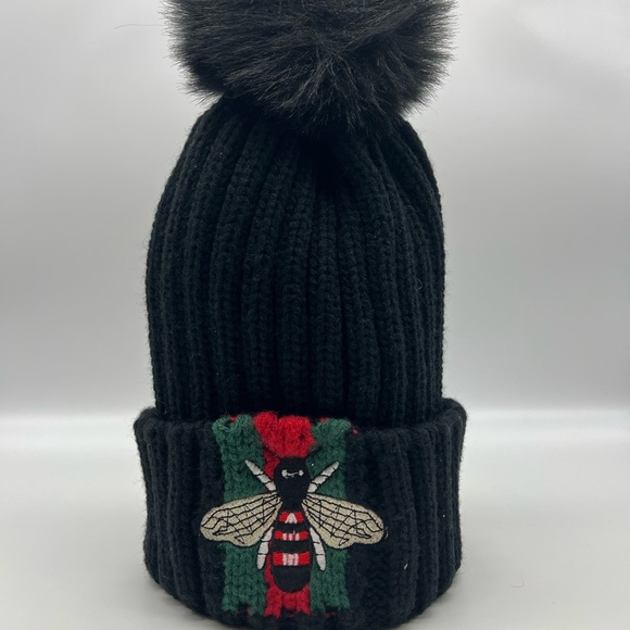 Cara New York Women's Black Embroidered Bee Hat One Size - Picture 1 of 3